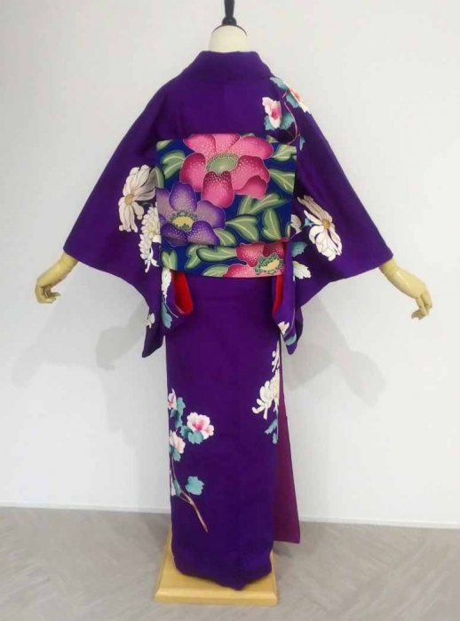 紫地菊と樹木の花の付け下げに二色の花の縮緬地名古屋帯 | はきもの