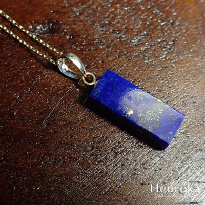 「hanamuke」 ラピスラズリのネックレス
