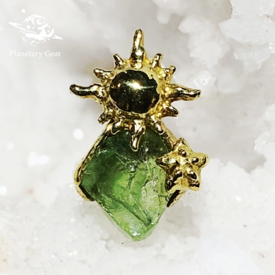 【 Planetary Gear 】星のカケラ ペリドット ピアス