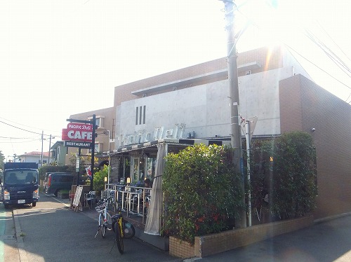 パシフィックデリ本店 茅ヶ崎 アボカドバーガー ロットバーガー ビッグパフェ チョコケーキタワー 日々飽食