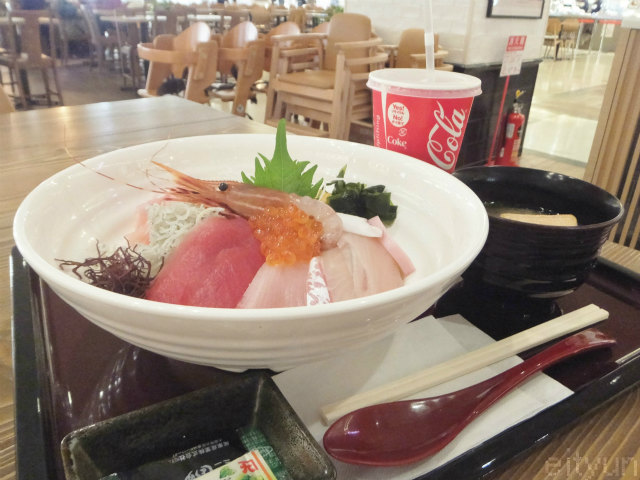 わらべ@わらべ丼3~WM.jpg