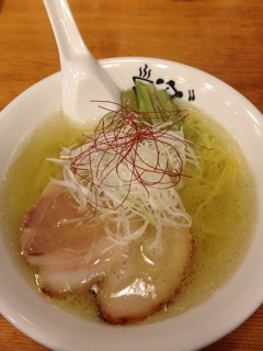 目黒で塩らーめん