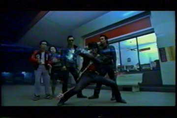必殺ピック手裏剣。