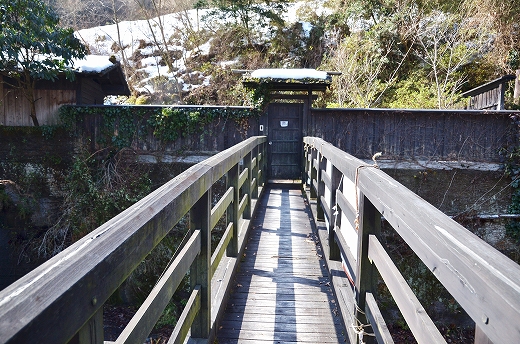 宝泉寺共同浴場 石櫃の湯