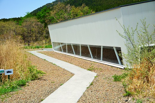岡本陸郎美術館