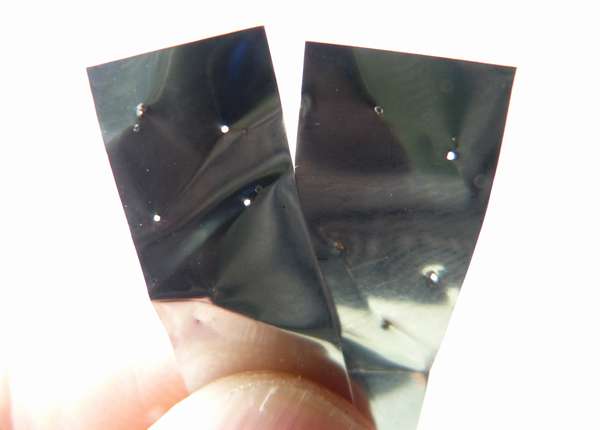 0.1mmSUS板は、完全に溶着しました