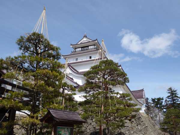 鶴ヶ城