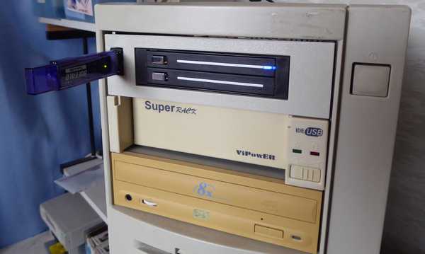 USB取り付け完了