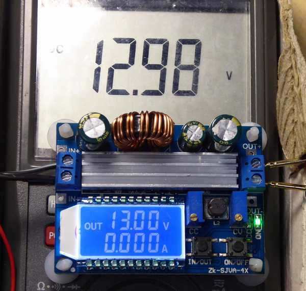 テスターと比較しても良好に電圧表示