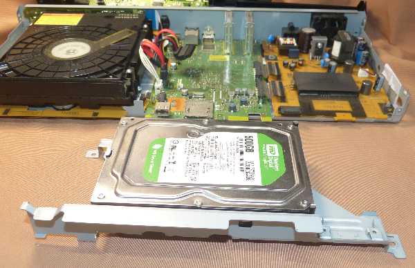 再値下げしました500GB⇒ 2TB WD赤NAS用に換装DMR－BZT600