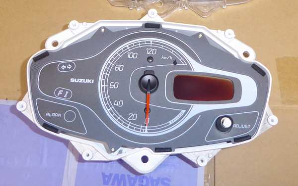 アドレスV125S液晶が暗いので修理・・ギブアップ | Kuniの アドレスV125S液晶が暗いので修理・・ギブアップ | Kuniの