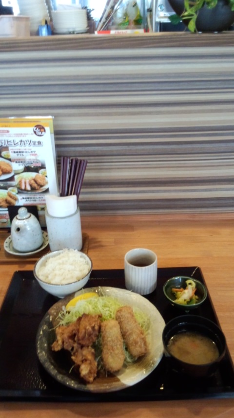 コロッケ&トリから定食.jpg