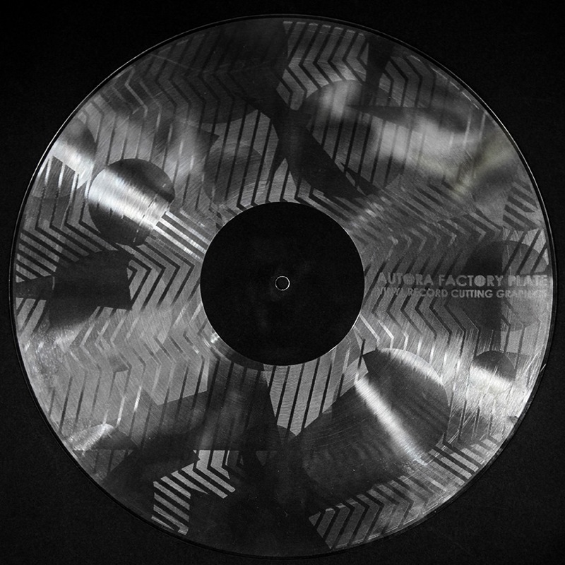 th_p-6987d.jpg