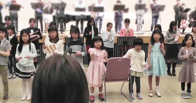 献本】保育士さんにオススメ！『たのしい楽器あそびと合奏の本』ピアノ