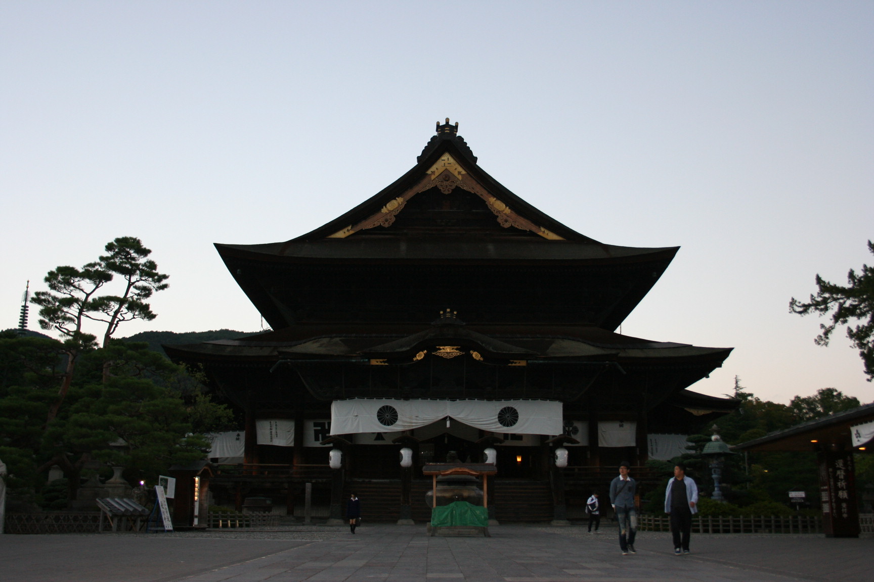 善光寺　レトロ 善光寺でレトロ探し～長野市編 | 日本の街並みと鉄道のコレクション