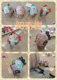 老人フォーム手芸講師 酉の張り子風置物