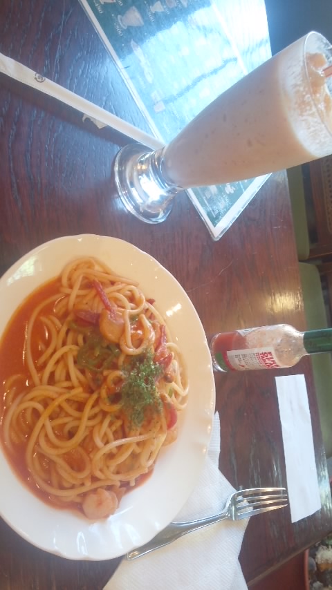 豚一家にガン見されながら食べたw.jpg