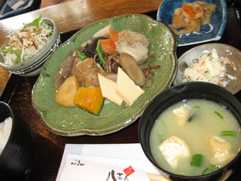 八菜家