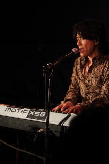 solo song