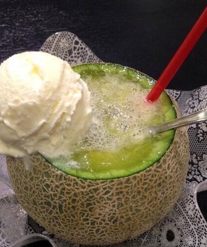 メロン ソーダ 英語