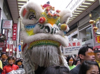 白い獅子