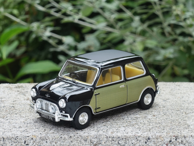 2009 Vanguards 1963 Morris Mini Cooper Peter Sellers `Wicker Mini