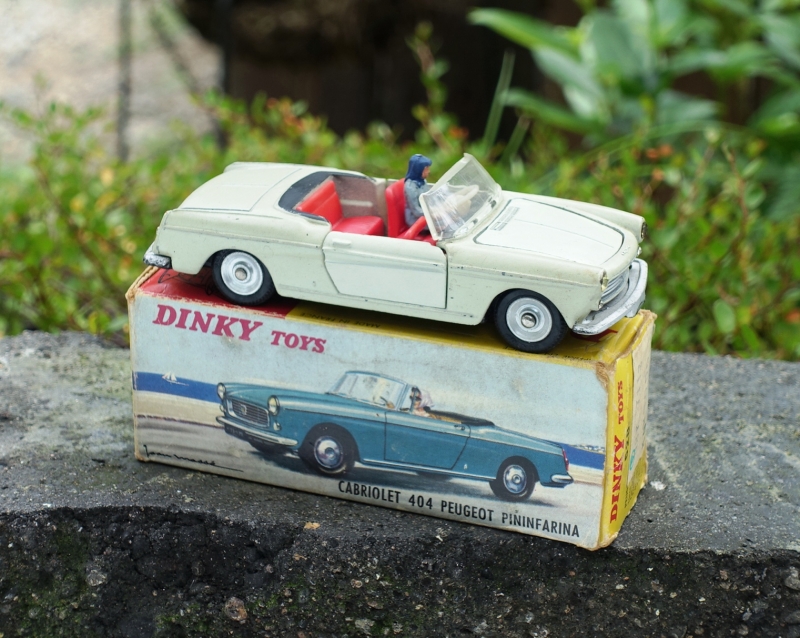 プジョー 404 カブリオレ - フランス ディンキートイズ #528 French Dinky 528 Cabriolet 404 Peugeot Pininfarina - QDT