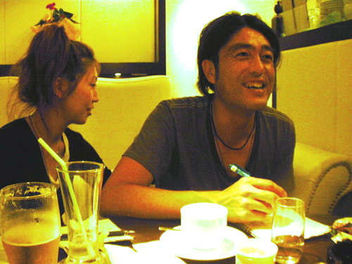 真剣に でも楽しく企画会議は続きます