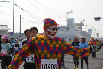 いろんな人が走ってました