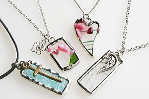 Glass Mahalo アクセサリー