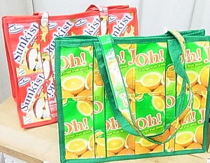 ジュースパックのトートバッグ