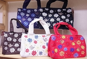 フェアトレード「ちび刺繍バッグ」