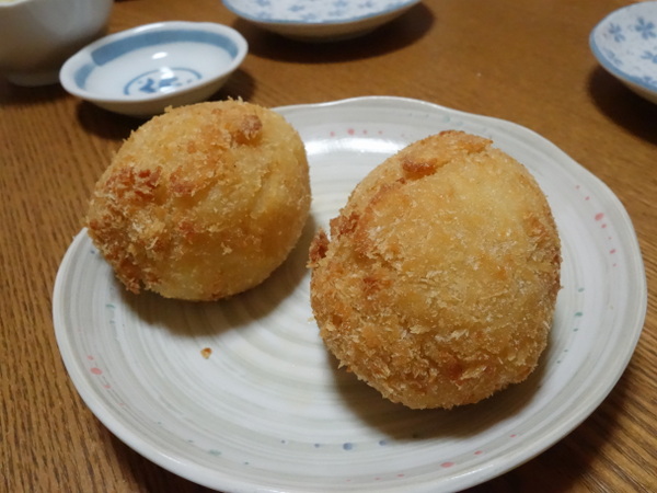 たるます コロッケ