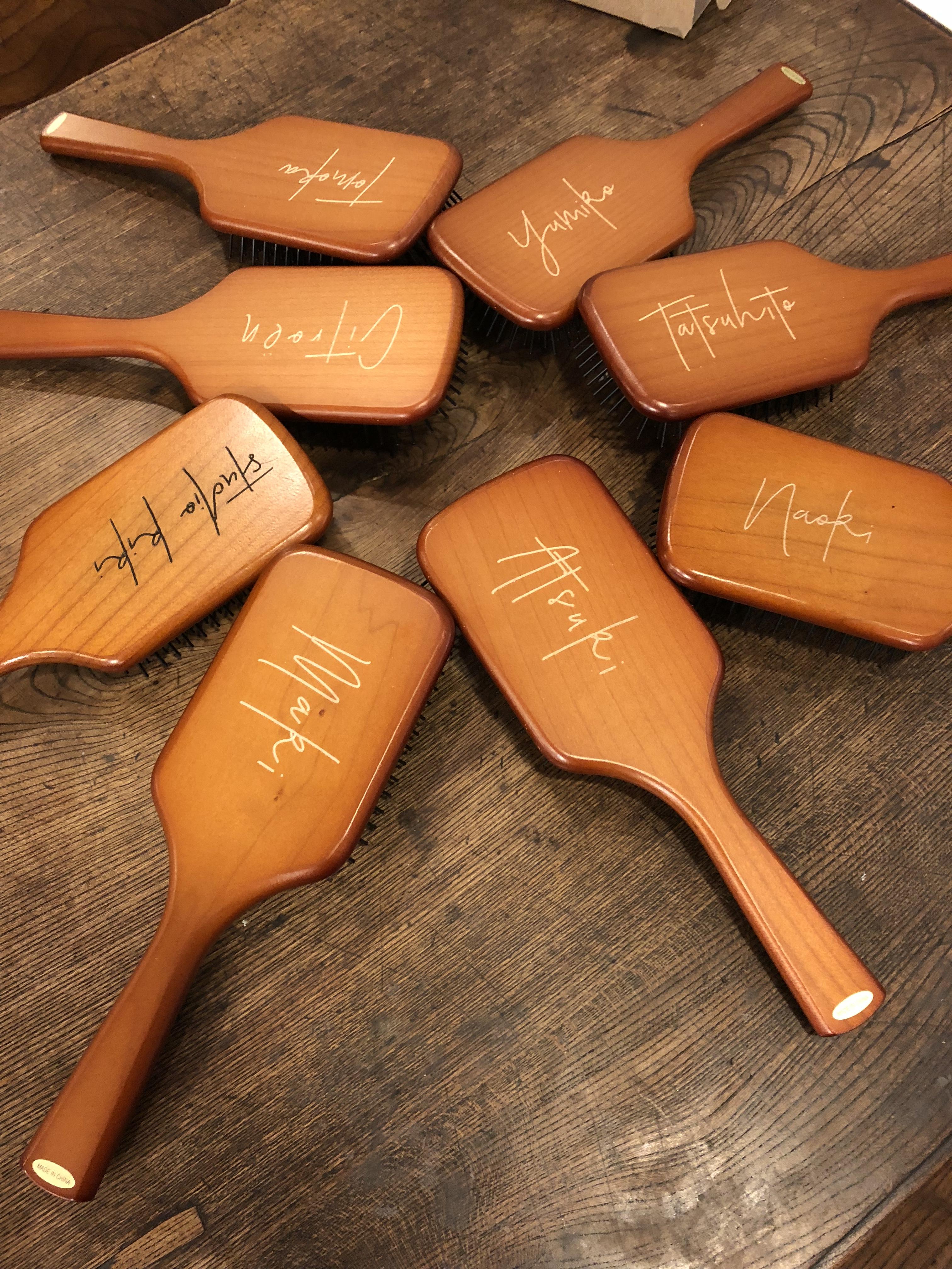 パドルブラシ 名入れ出来上がりました Studio Kiki