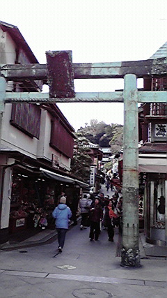 ?.jpg