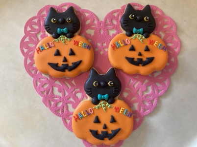 贈る結婚祝い カボチャからお化けちゃん&黒猫 （いたずら黒猫＆陽気なオバケ 人形