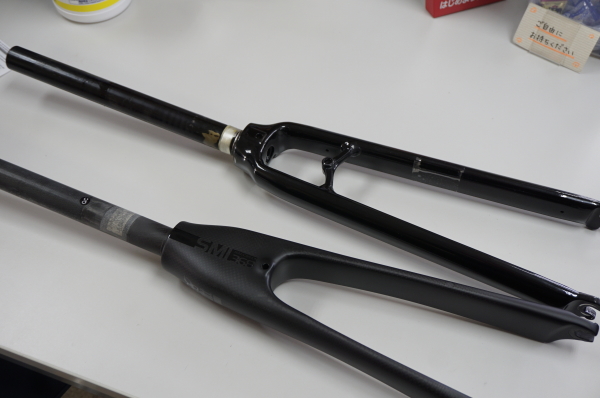 Surgeに装着 Tern Kitt desin SMI368 Carbon Fork 【カーボン Surgeに装着 Tern Kitt desin SMI368 Carbon Fork 【カーボン