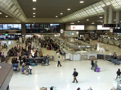 成田空港第2旅客ターミナルD団体カウンター:スペイン旅行記