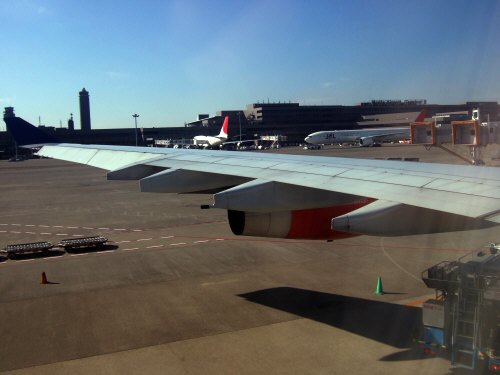 成田空港第2旅客ターミナルサテライトD98スポットスカンジナビア航空Scandinavian Airlines - SAS Airbusエアバス A340-313X OY-KBI SK984便デンマークコペンハーゲン空港(CPH)行き:スペイン旅行記