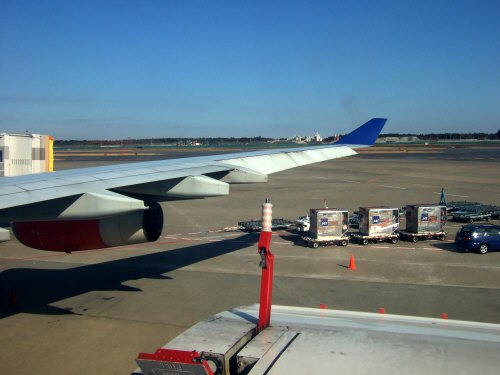 成田空港第2旅客ターミナルサテライトD98スポットスカンジナビア航空Scandinavian Airlines - SAS Airbusエアバス A340-313X OY-KBI SK984便デンマークコペンハーゲン空港(CPH)行き:スペイン旅行記