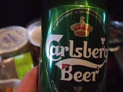 SASスカンジナビア航空SK984便エアバスA340機内食のドリンクサービスカールスバーグビールCarlsberg-Beerデンマークビール