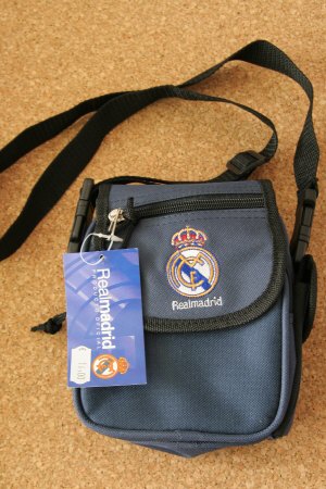 マドリッドギフトショップTIMYRティミールで購入。Realmadridレアルマドリードグッズレアルマドリッドグッズリアルマドリードリアルマドリッドオフィシャルグッズ公式グッズバッグ