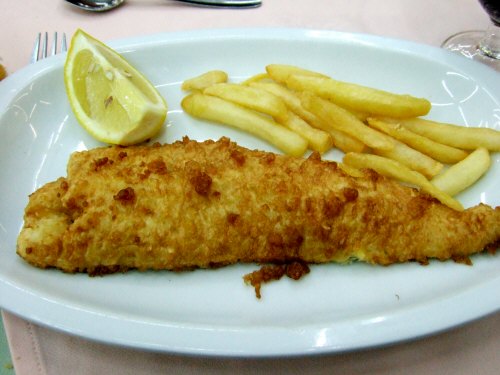 白身魚のフリッターメルルーサのフリッター?深海魚のフリッター?