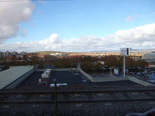 Espana España(エスパーニャ)SPAIN MADRIDマドリッドマドリードVieja Estacion de Atochaアトーチャ駅発コルドバ、セビージャ行きスペインの新幹線高速鉄道AVEアベアヴェAVE9624から見えた風景PUERTOLLANOプエルトジャノ