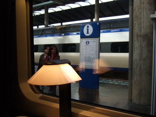 Espana España(エスパーニャ)SPAIN MADRIDマドリッドマドリードVieja Estacion de Atochaアトーチャ駅発コルドバ、セビージャ行きスペインの新幹線高速鉄道AVEアベアヴェAVE9624から見えた風景コルドバ中央駅ホーム