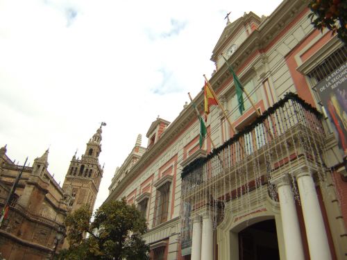 España(エスパーニャ)SPAINフラメンコの本場セビリヤへSEVILLAセビリアセビージャセビーリャ世界遺産世界文化遺産世界三大カテドラルの一つセビリア・カテドラルセビリア大聖堂ヒラルダの塔Pl.del Triunfoトリウンフォ広場ヨーロッパのクリスマス市場クリスマスバザ
