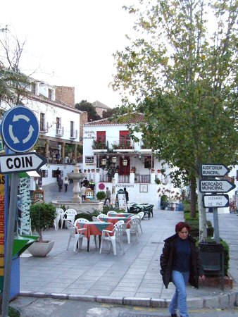 エスパーニャSPAINセビリヤSEVILLAセビリアセビージャセビーリャからコスタ・デル・ソル、ミハスへCOSTA DEL SOL Mijasミハスの街角写真CANONデジカメテレビコマーシャルサン・セバスチン通りサン・セバスティアン通り