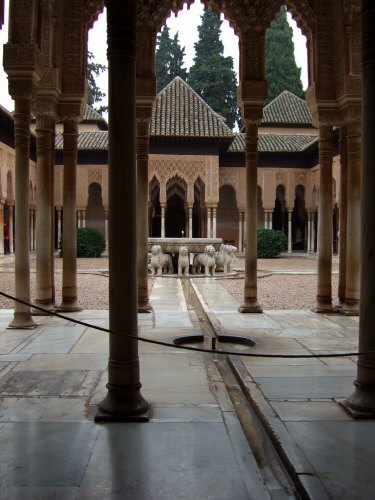 エスパーニャSPAINアンダルシア地方グラナダGRANADA世界遺産世界文化遺産アルハンブラ宮殿Palacio de la Alhambra王宮ライオンの中庭Patio de los Leones