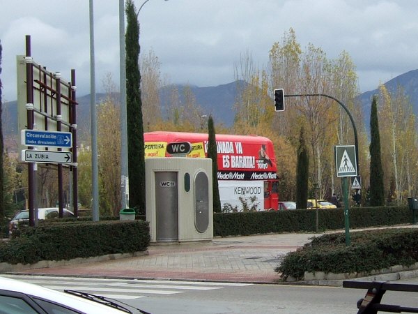 エスパーニャSPAINアンダルシア地方グラナダGRANADAギフトショップ土産物屋GAUDI周辺の風景公衆便所