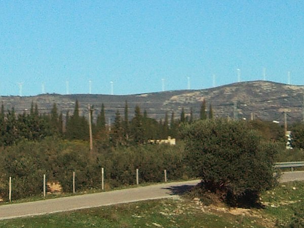 エスパーニャSPAINバレンシア地方バレンシア州都ホテルホリデイインバレンシア高速道路E15丘の上の風力発電のタワー